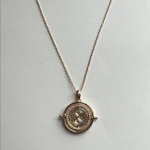 Chic Gold-Tone Pendant Necklace